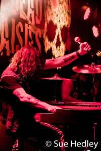 The Dead Daisies - Dizzy Reed - The Gov 3.12.14 © Sue Hedley - The Clothesline