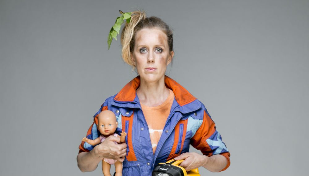 Claire Hooper - Image by James Penlidis - Adelaide Fringe 2015 - The Clothesline